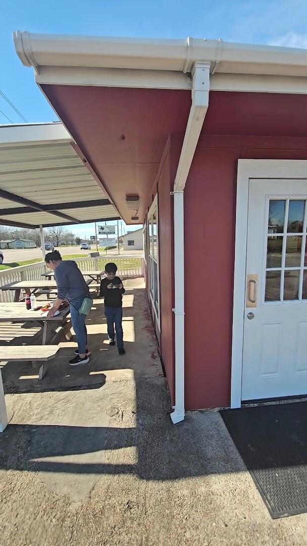 Old Bucs Barbecue